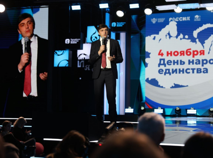 За последние годы в России построено больше 1000 школ и 1600 детских садов